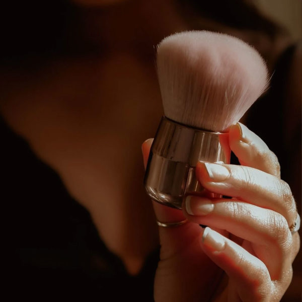 lusso tan brush